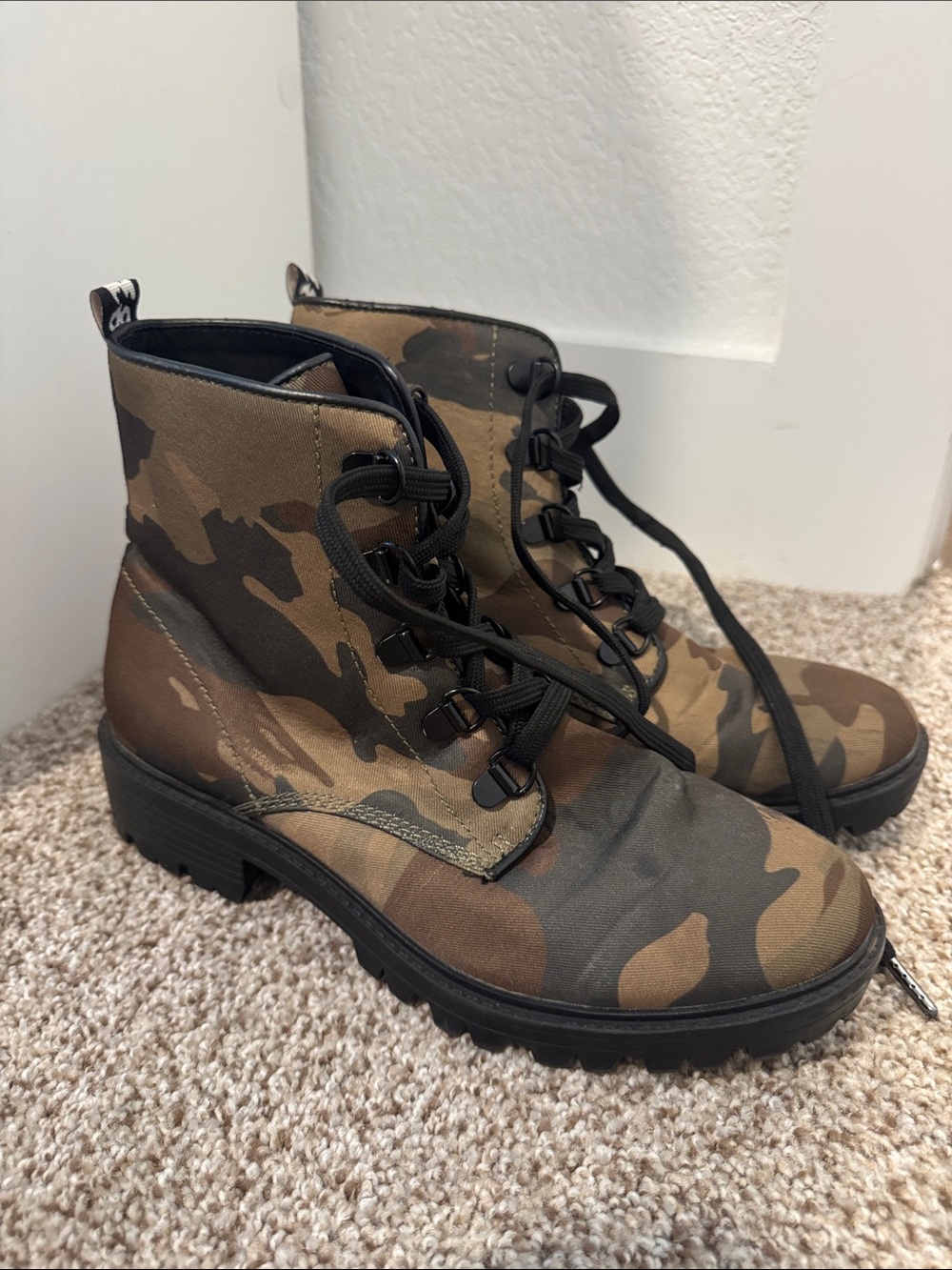 KENDALL & KYLIE 818 Camo Lace-Up Combat Boots - Brown/Green
